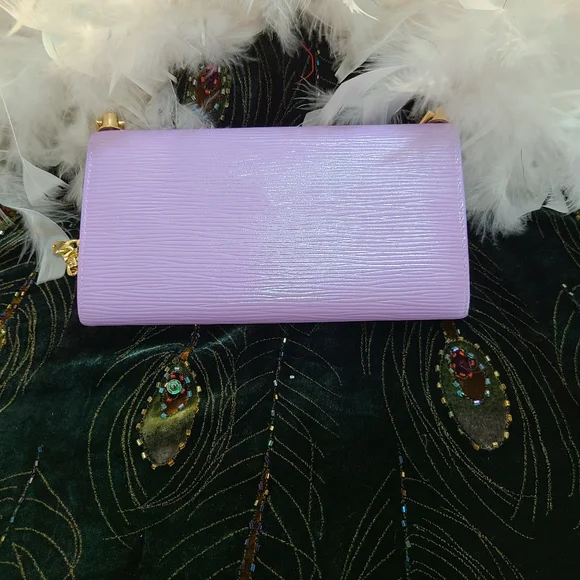 SOLD Louis Vuitton EPI long wallet/Clutch - Picture 7 of 13